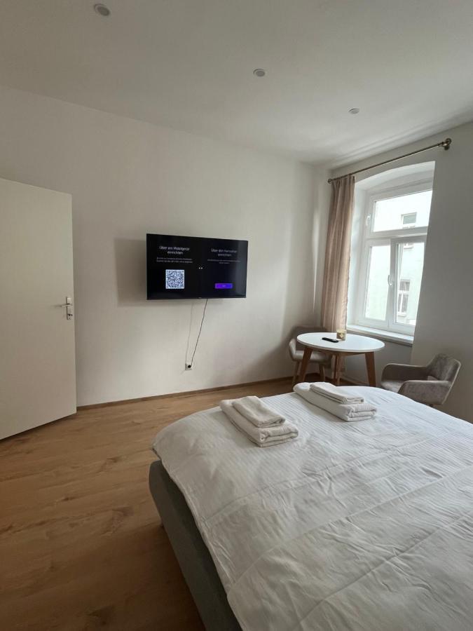 Apartment Near Metro & Netflix Wien Exteriör bild